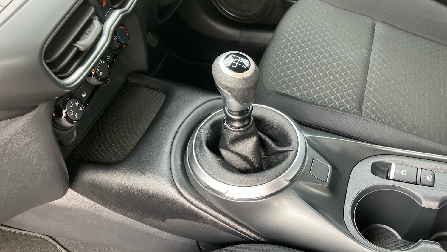 Used Nissan Juke 2024 for sale - 76181870: Photo 13