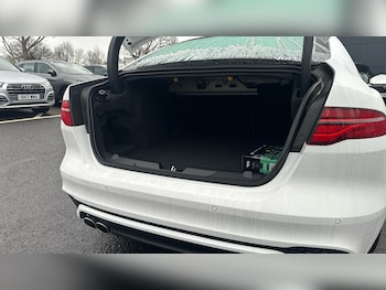 Used Jaguar XE 2021 for sale - 76945803: Photo