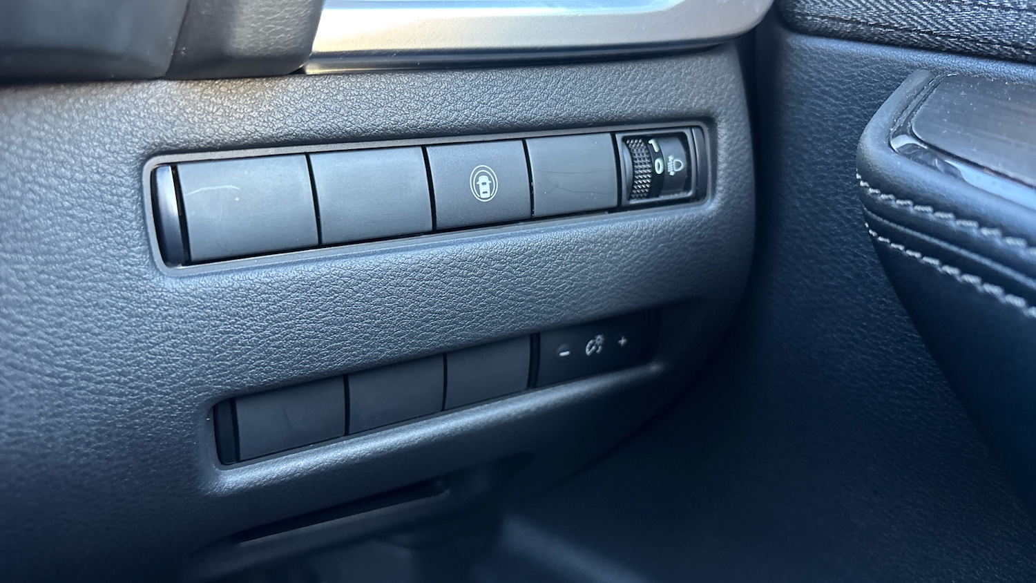 Used Nissan X-Trail 2024 for sale - 77116428: Photo 26