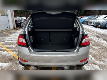Used Skoda Fabia 2019 for sale - 77335779: Photo