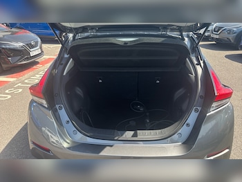 Used Nissan Leaf 2023 for sale - 78954476: Photo
