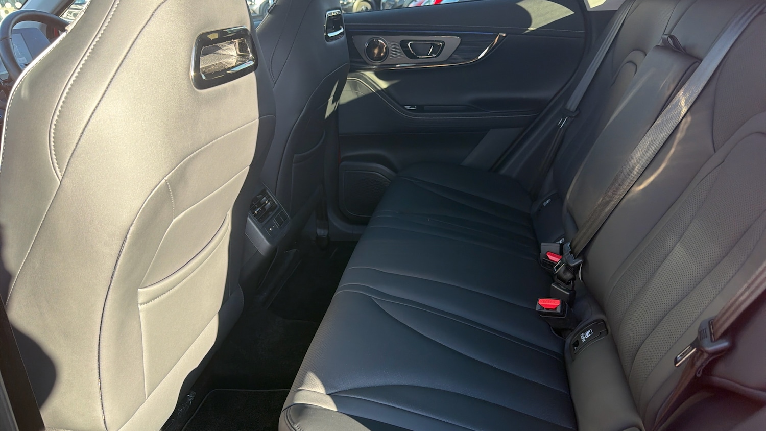 Used Omoda OMODA 5 2025 for sale - 77962120: Photo 16