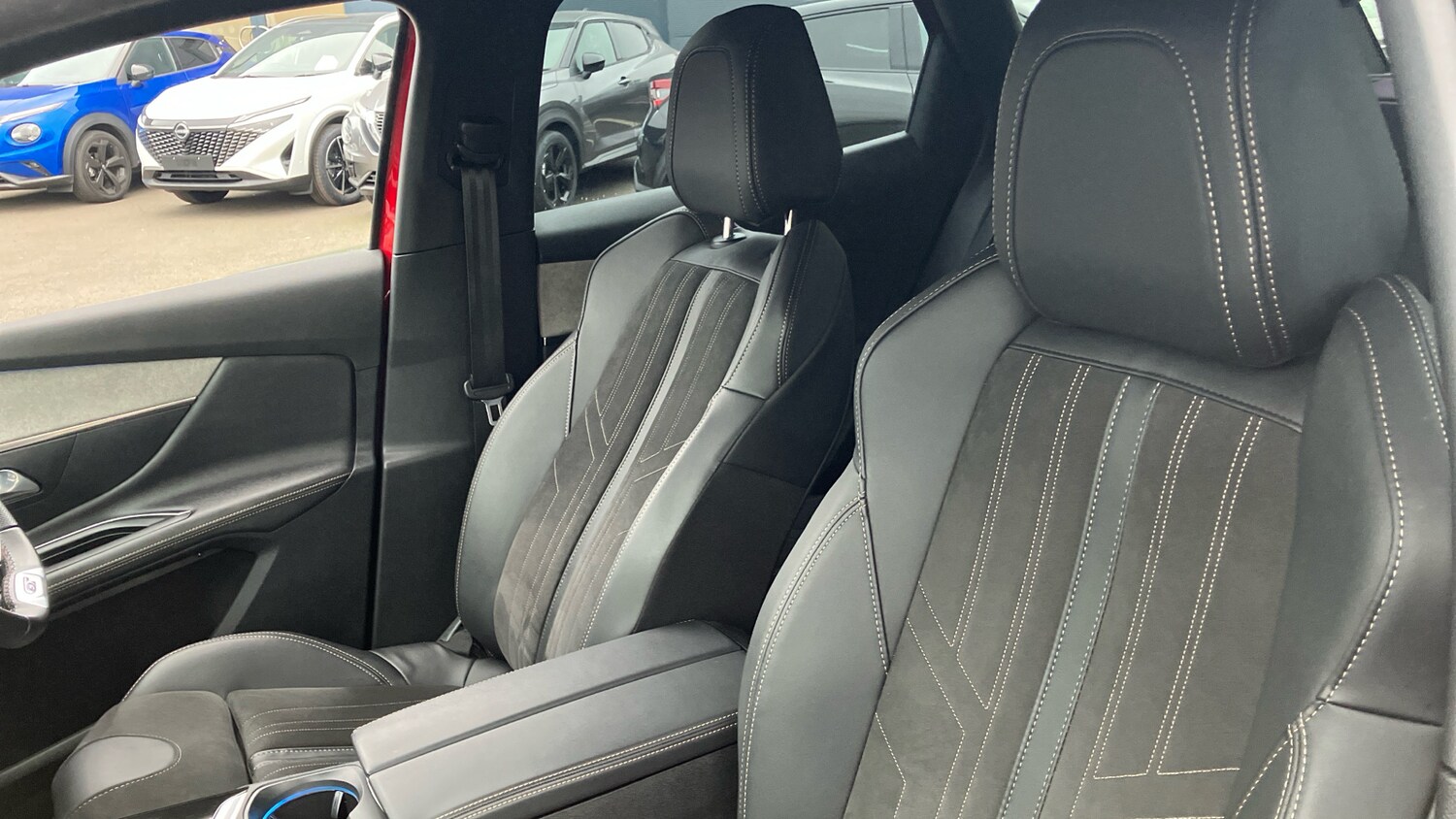 Used Peugeot 3008 2022 for sale - 77818689: Photo 41