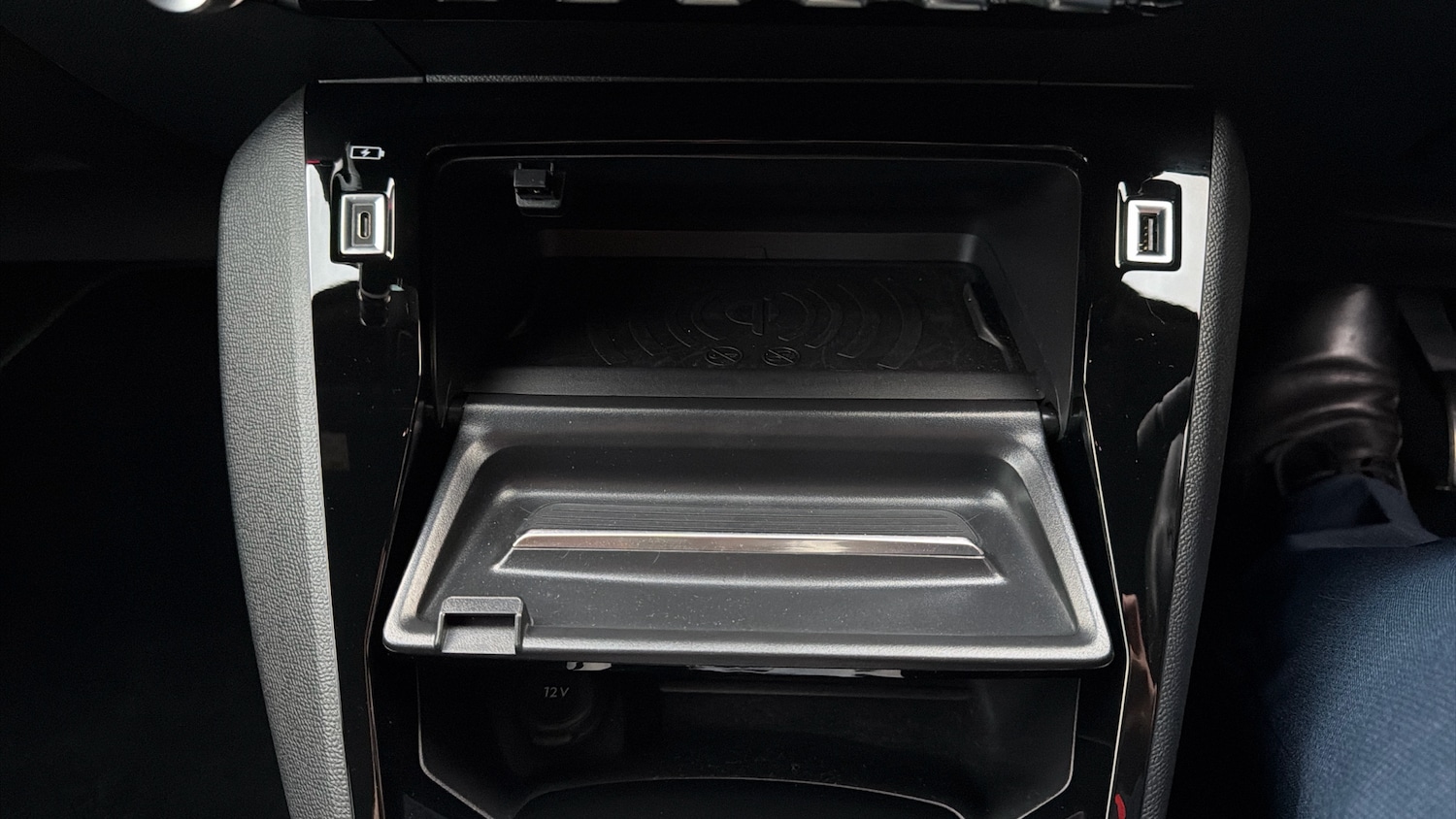 Used Peugeot 2008 2022 for sale - 77665511: Photo 40