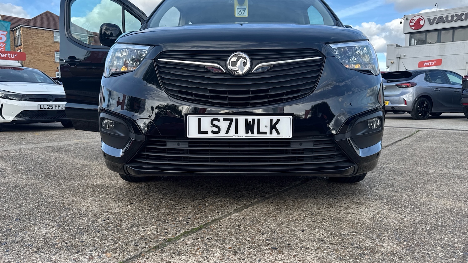 Used Vauxhall Combo Life 2021 for sale - 76762309: Photo 27