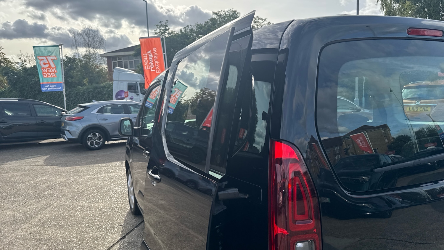 Used Vauxhall Combo Life 2021 for sale - 76762309: Photo 41