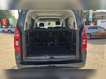 Used Vauxhall Combo Life 2021 for sale - 76762309: Photo