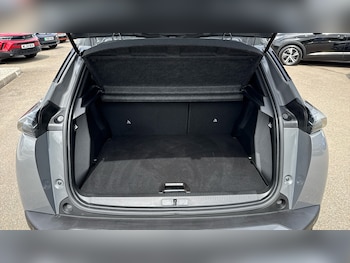 Used Peugeot 2008 2025 for sale - 75705602: Photo