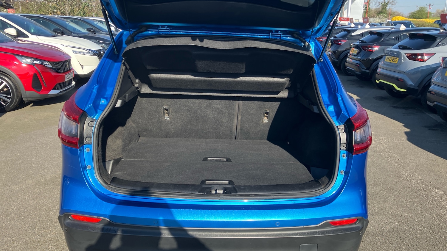 Used Nissan Qashqai 2018 for sale - 77962119: Photo 4