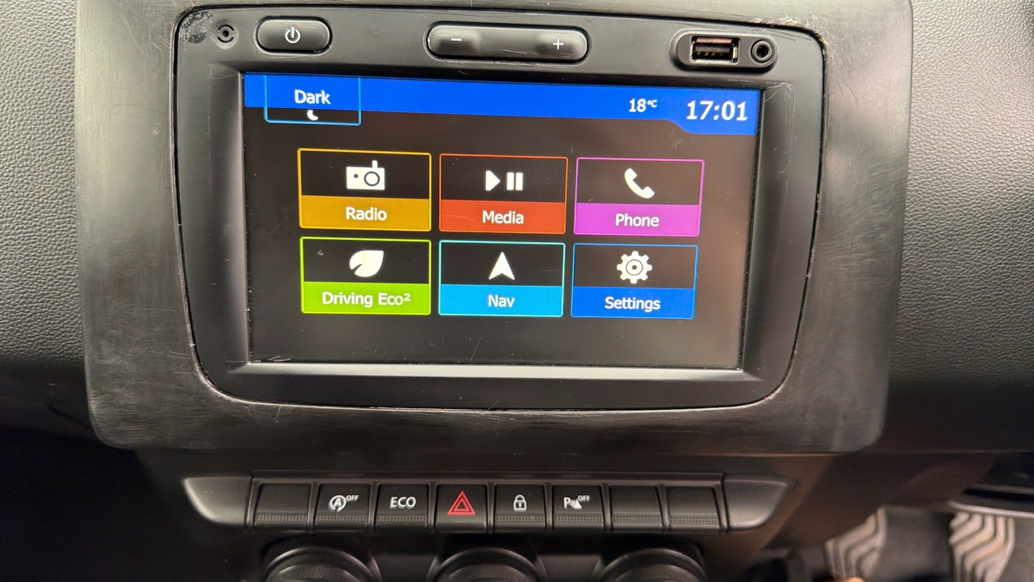 Used Dacia Duster 2018 for sale - 76143566: Photo 25