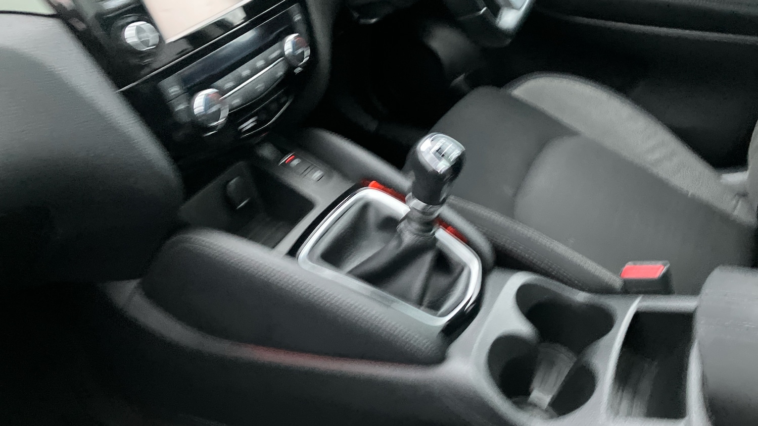 Used Nissan Qashqai 2018 for sale - 77140520: Photo 13