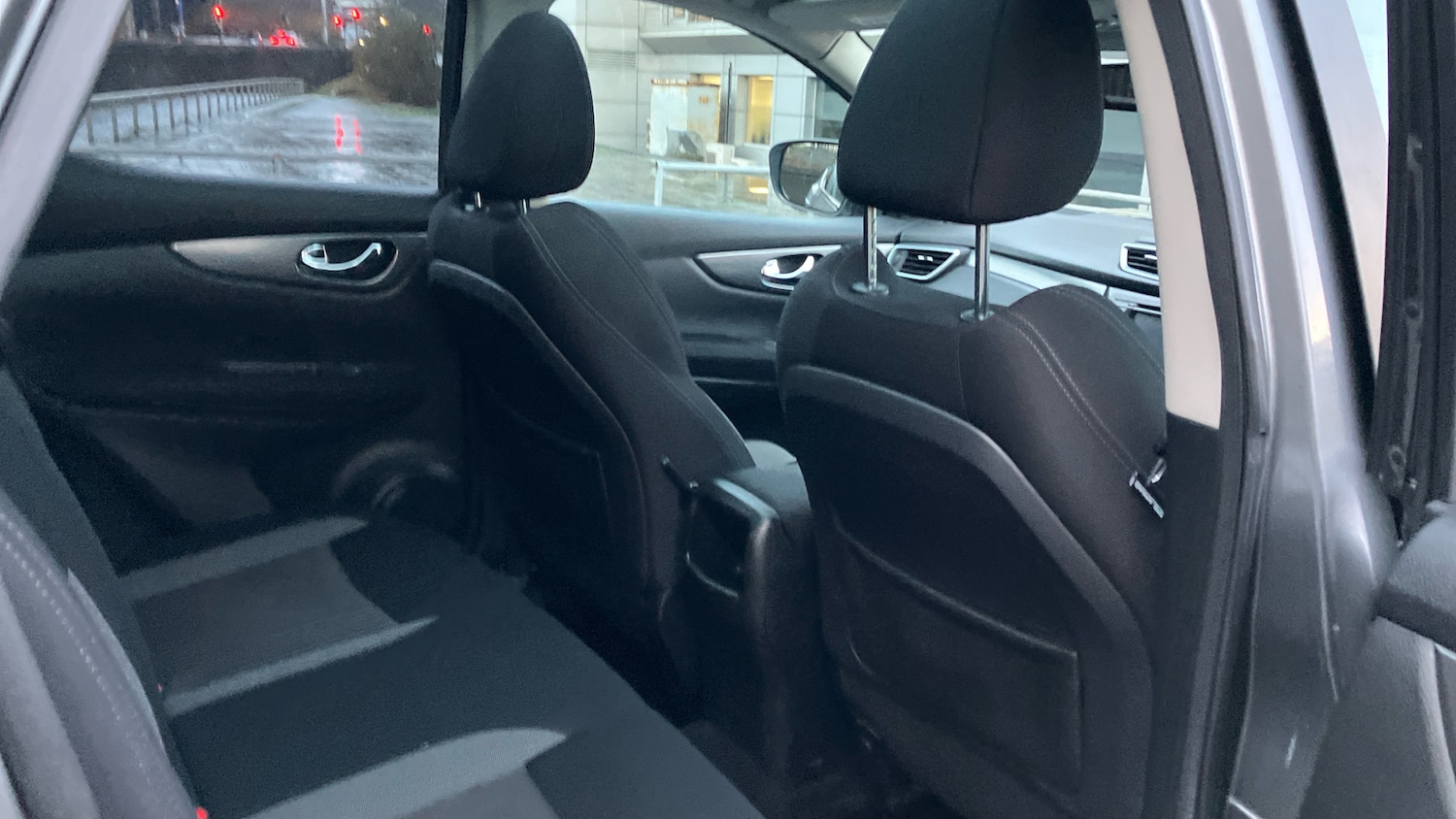 Used Nissan Qashqai 2018 for sale - 77140520: Photo 32