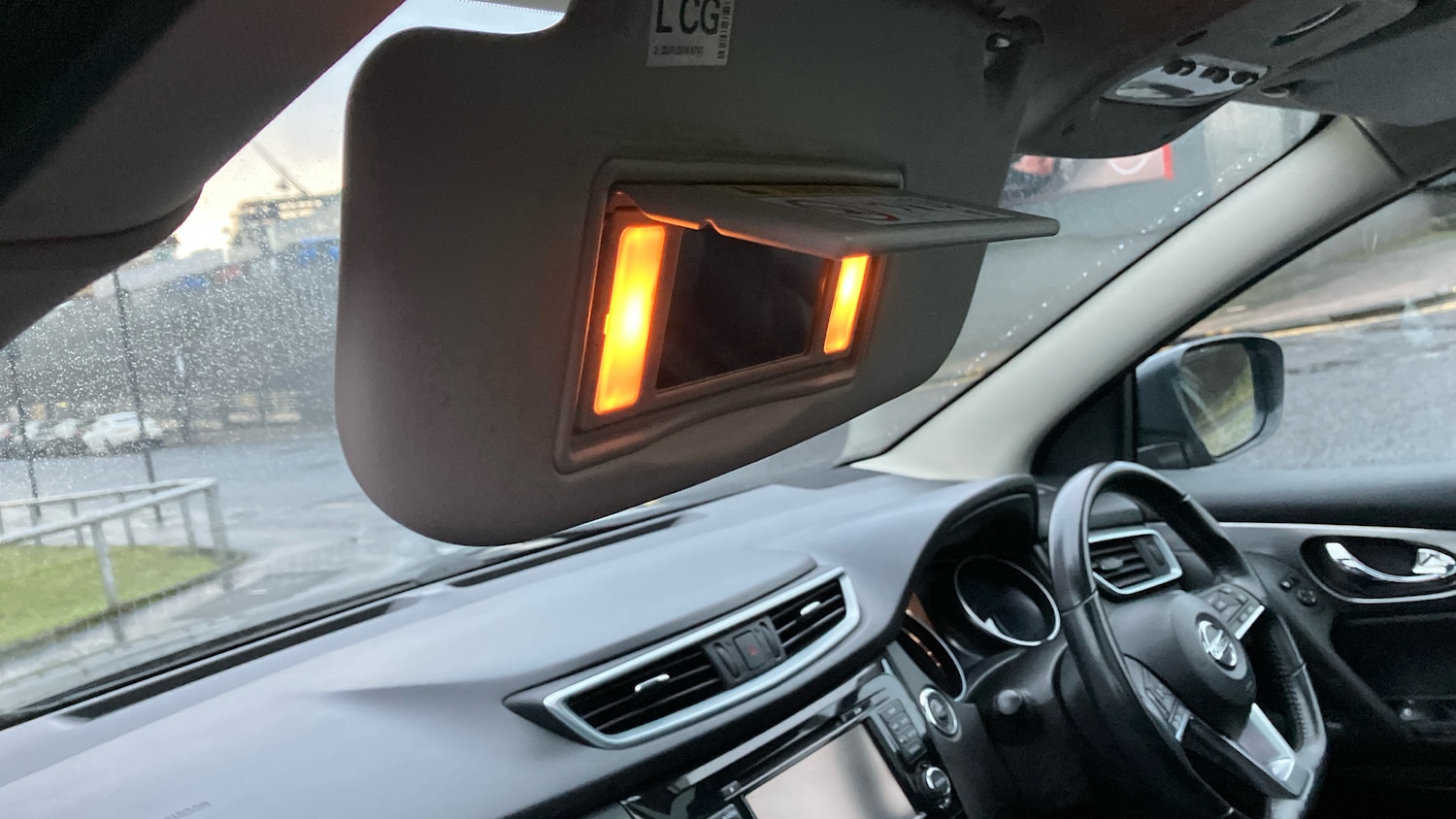 Used Nissan Qashqai 2018 for sale - 77140520: Photo 40