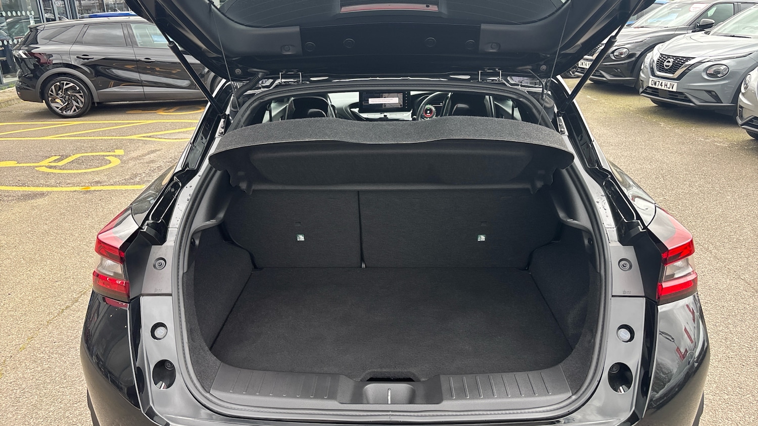 Used Nissan Juke 2024 for sale - 78053425: Photo 4