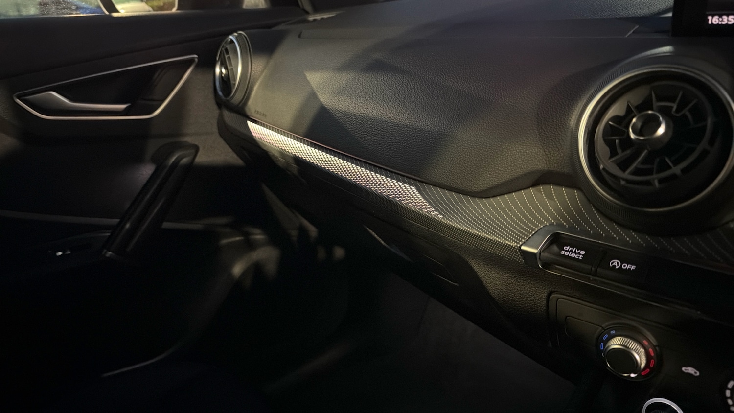 Used Audi Q2 2018 for sale - 76719251: Photo 30