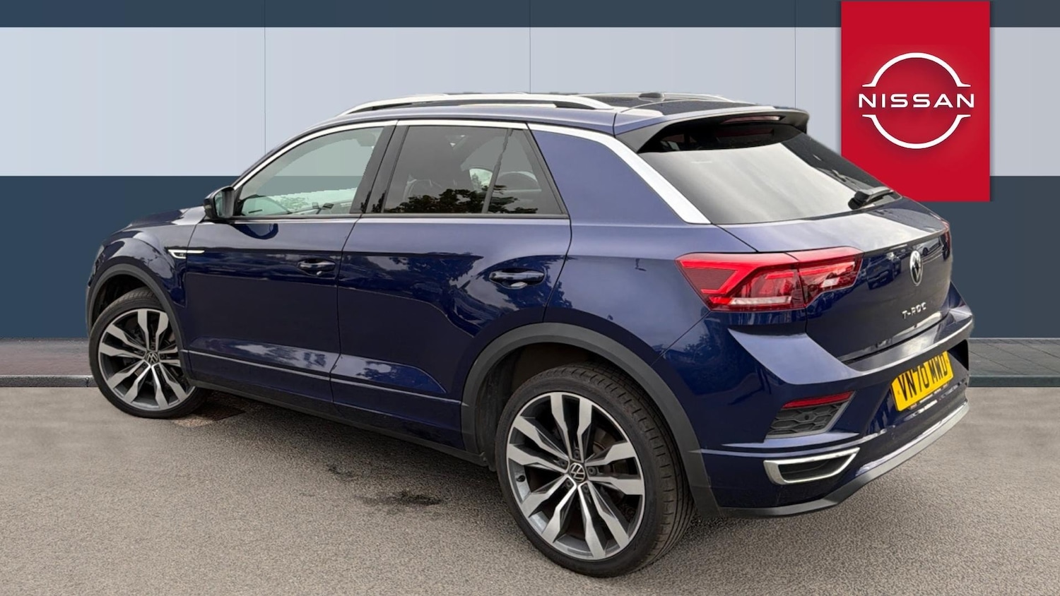 Used Volkswagen T-Roc 2020 for sale - 76181867: Photo 2