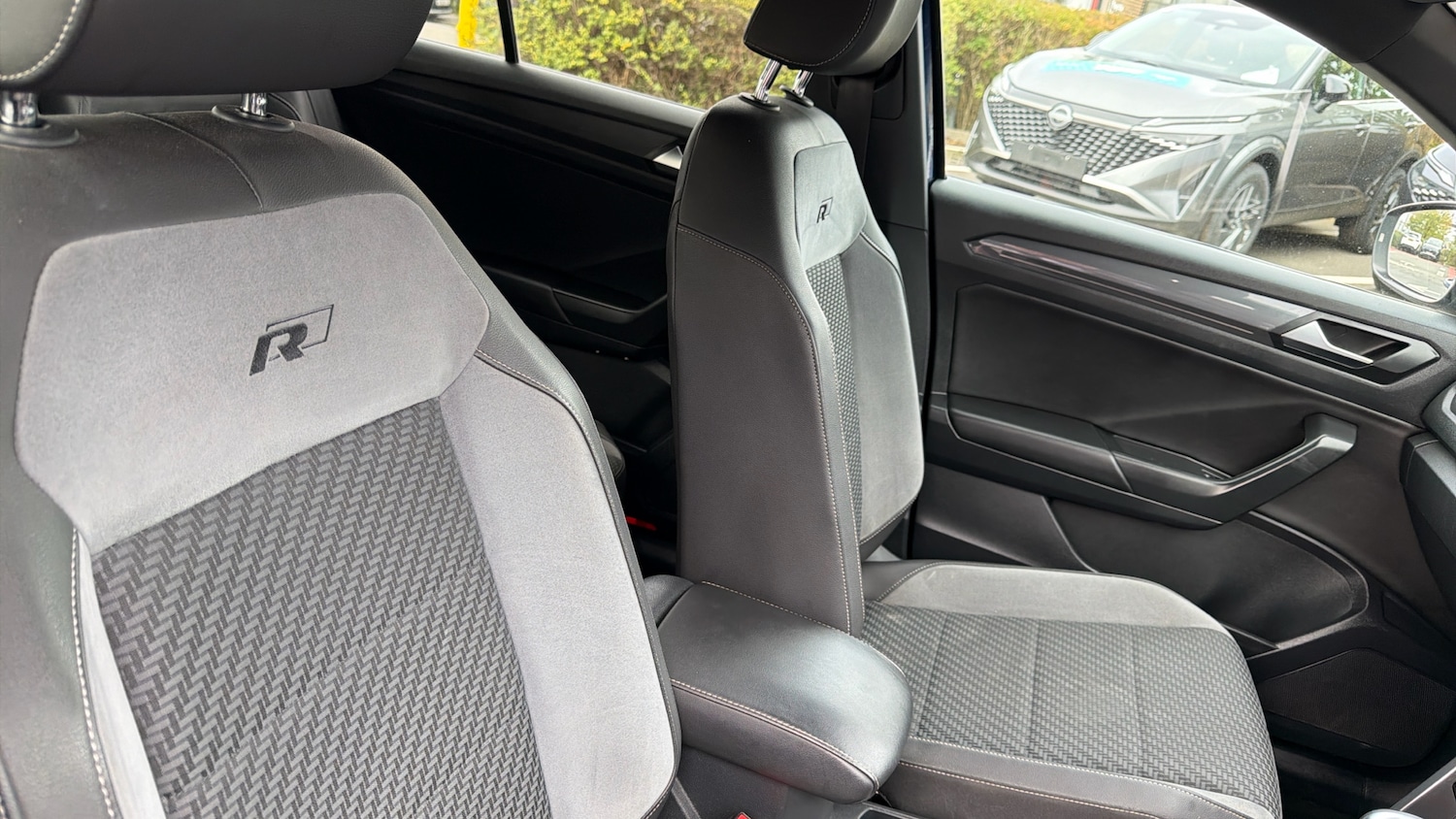 Used Volkswagen T-Roc 2020 for sale - 76181867: Photo 33