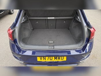 Used Volkswagen T-Roc 2020 for sale - 76181867: Photo