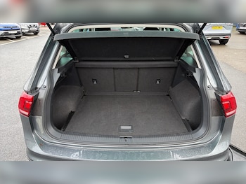 Used Volkswagen Tiguan 2019 for sale - 77137509: Photo