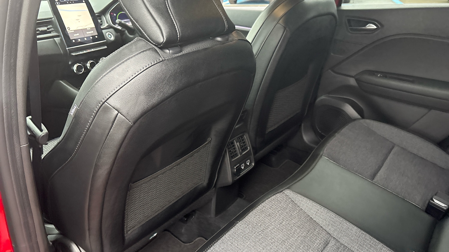 Used Renault Captur 2022 for sale - 77678599: Photo 40