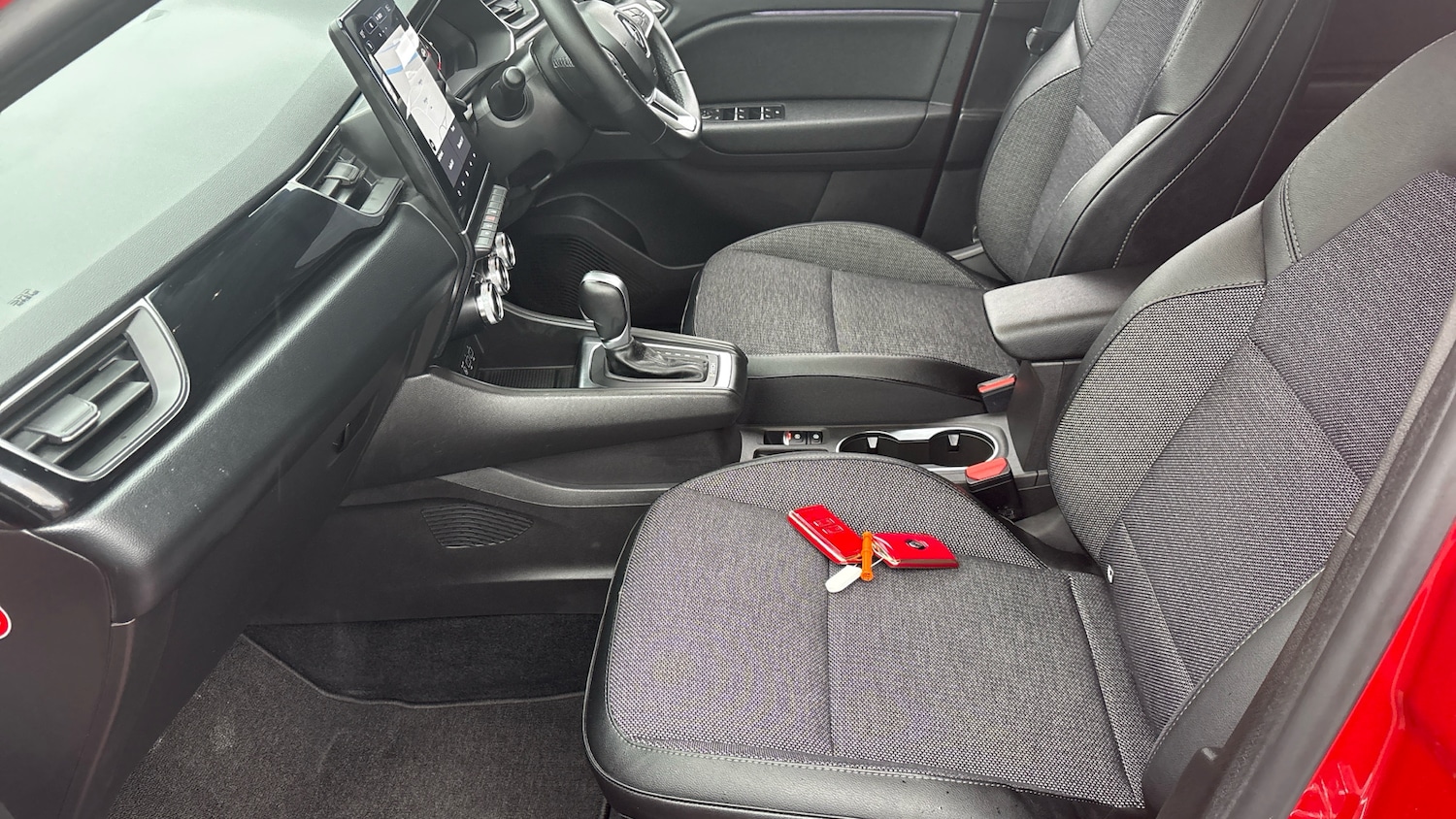 Used Renault Captur 2022 for sale - 77678599: Photo 41