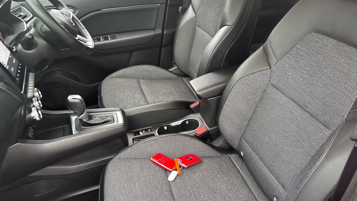 Used Renault Captur 2022 for sale - 77678599: Photo 42