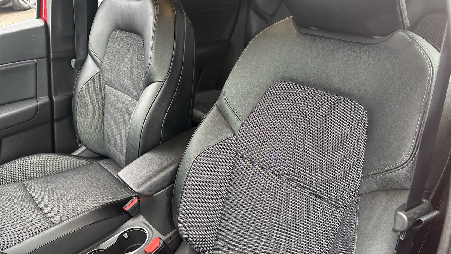 Used Renault Captur 2022 for sale - 77678599: Photo 43