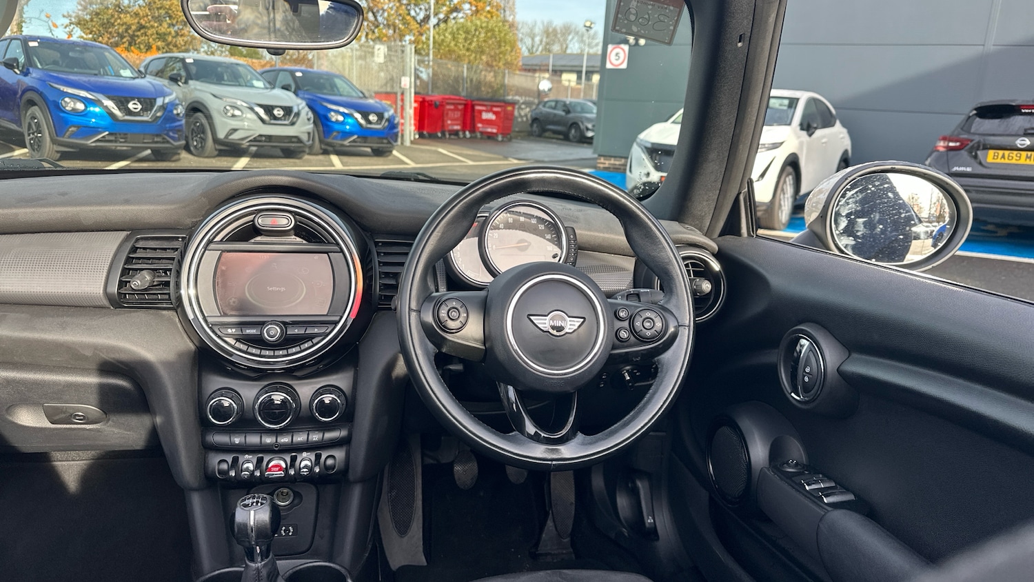 Used MINI Convertible 2017 for sale - 76566153: Photo 11
