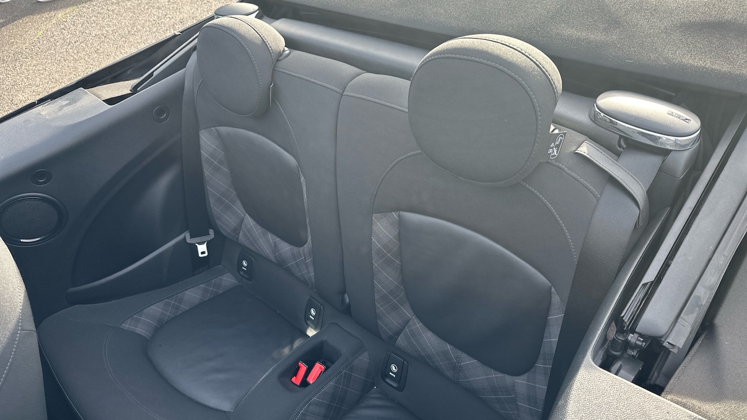 Used MINI Convertible 2017 for sale - 76566153: Photo 15