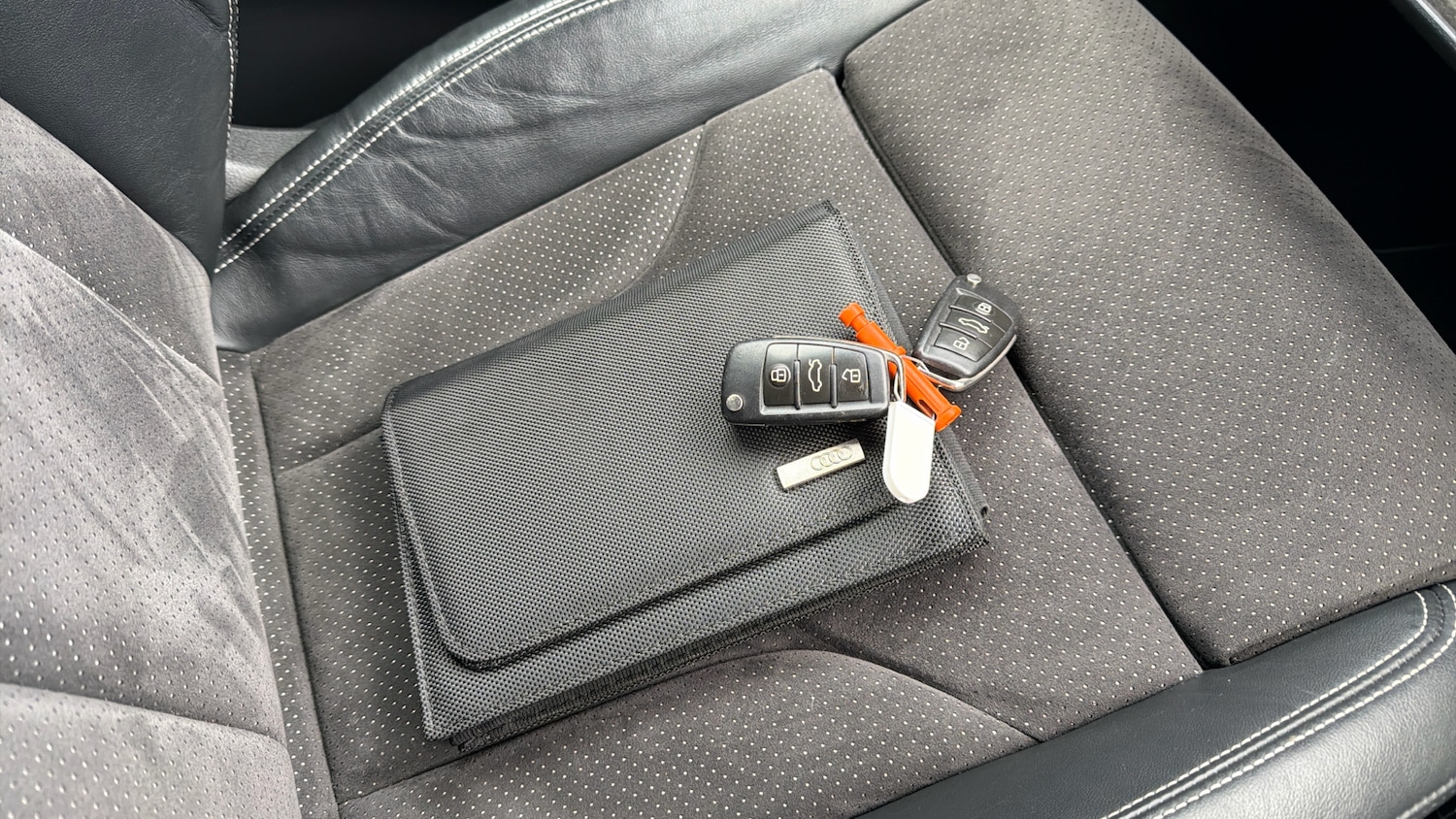 Used Audi Q3 2017 for sale - 76627730: Photo 19