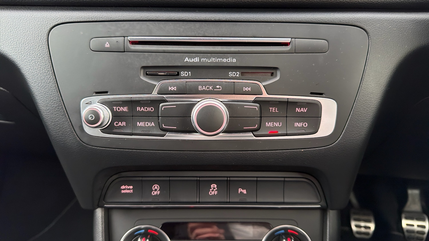 Used Audi Q3 2017 for sale - 76627730: Photo 25