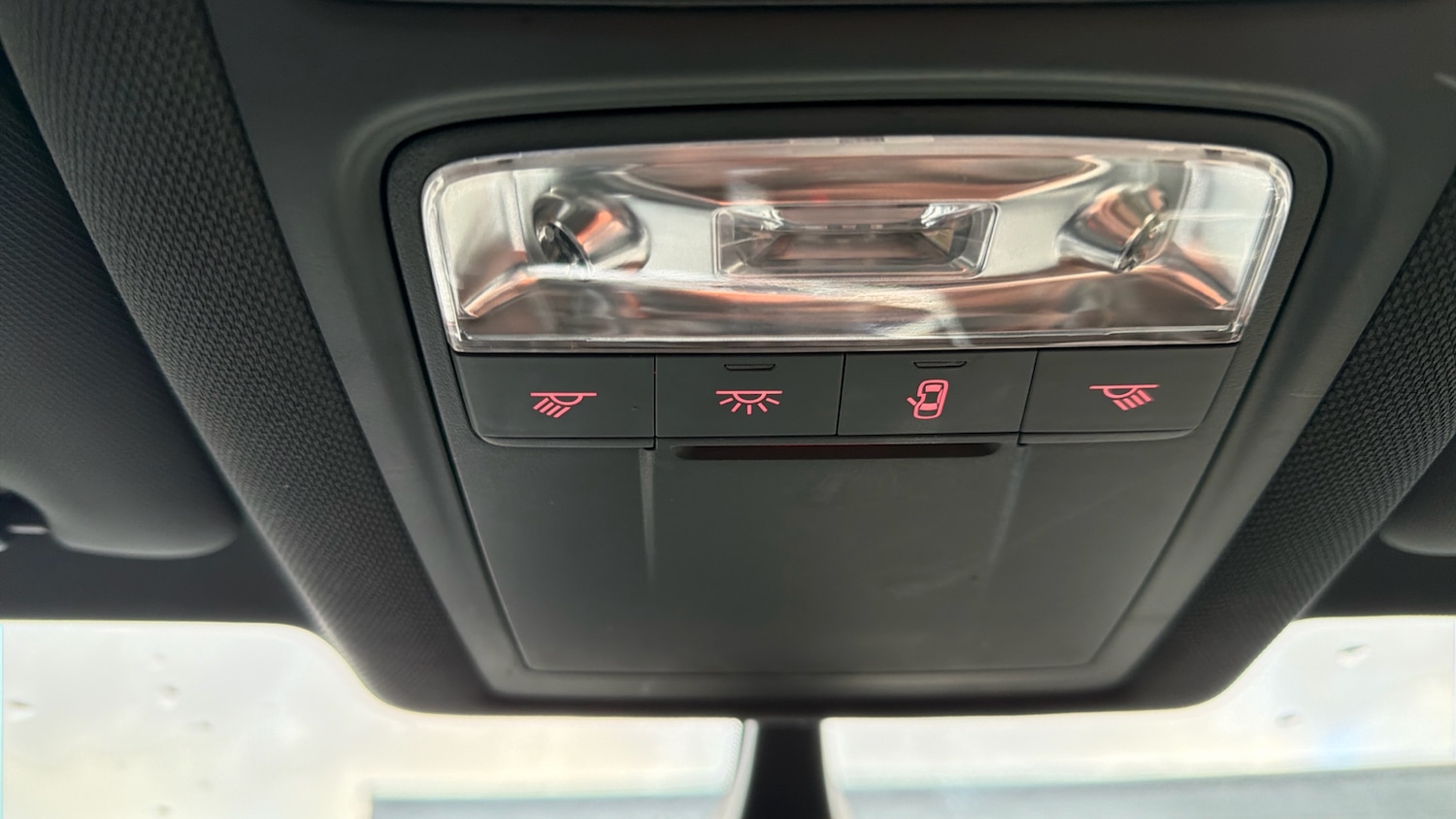 Used Audi Q3 2017 for sale - 76627730: Photo 30