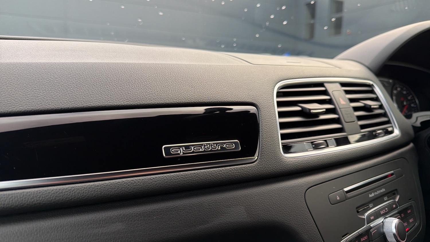 Used Audi Q3 2017 for sale - 76627730: Photo 31