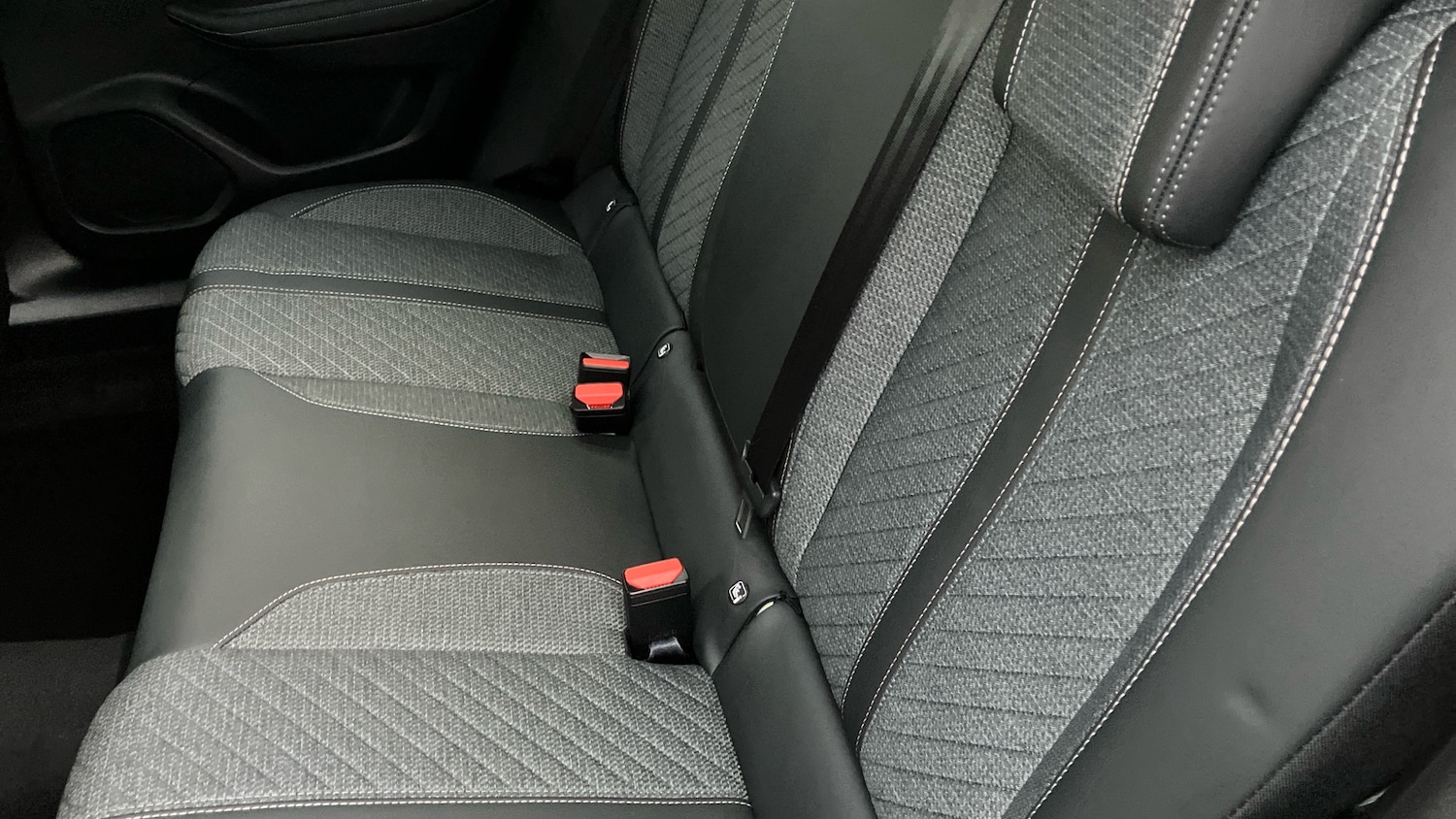 Used Peugeot 2008 2024 for sale - 76611151: Photo 32