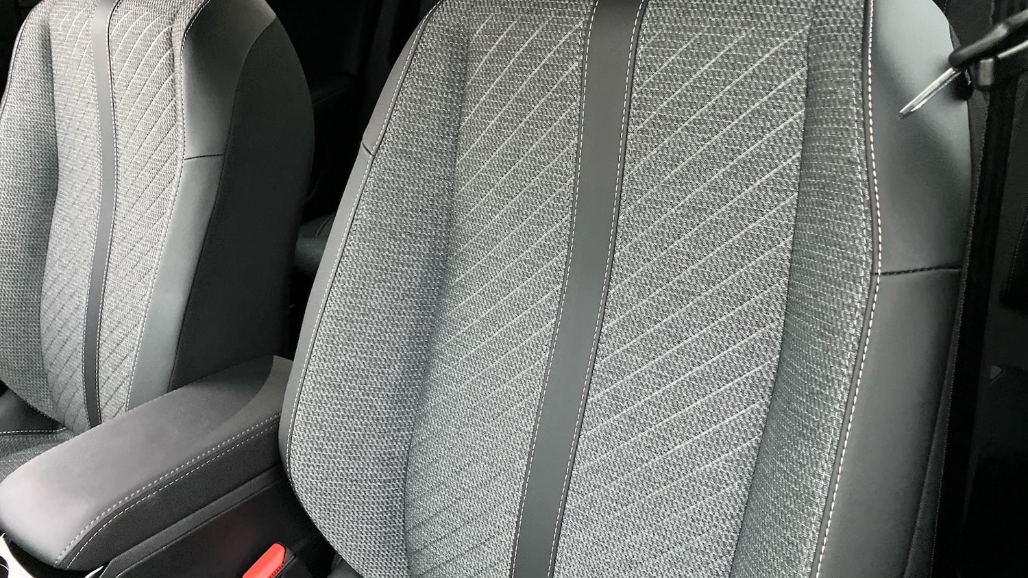 Used Peugeot 2008 2024 for sale - 76611151: Photo 37