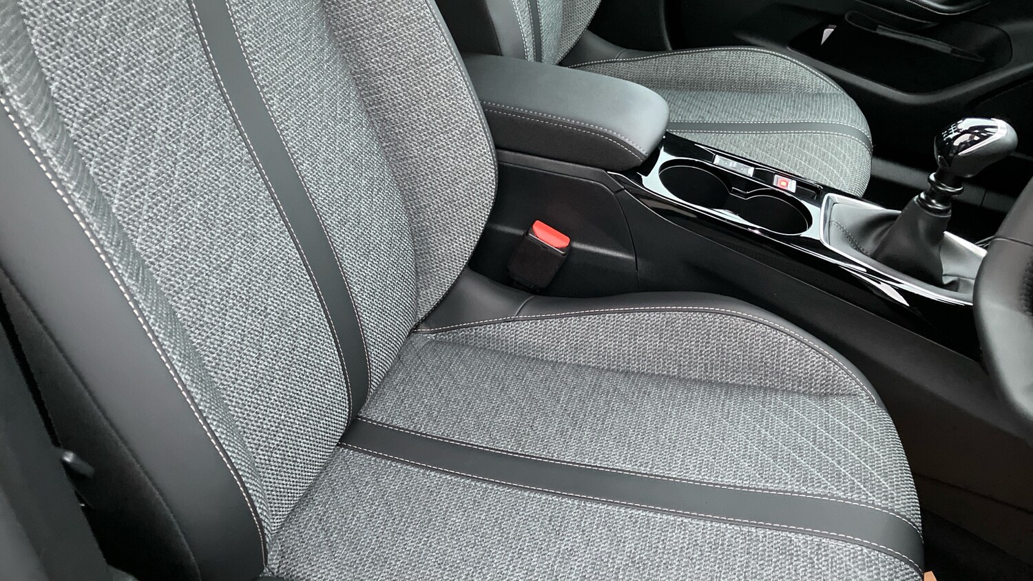 Used Peugeot 2008 2024 for sale - 76611151: Photo 42