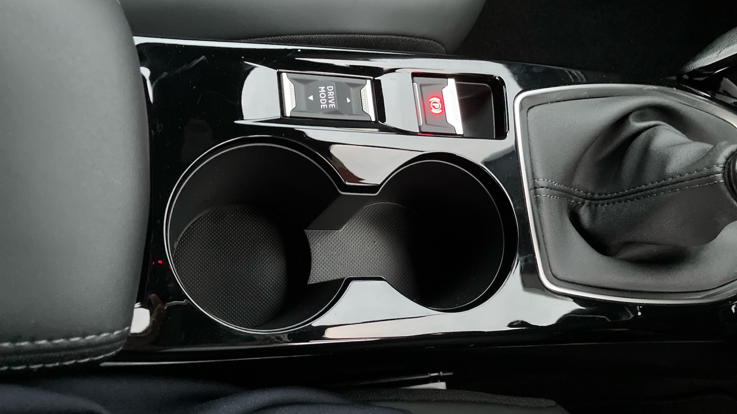 Used Peugeot 2008 2024 for sale - 76611151: Photo 57