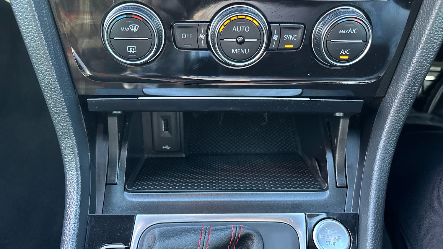 Used Volkswagen Golf 2019 for sale - 76588538: Photo 29