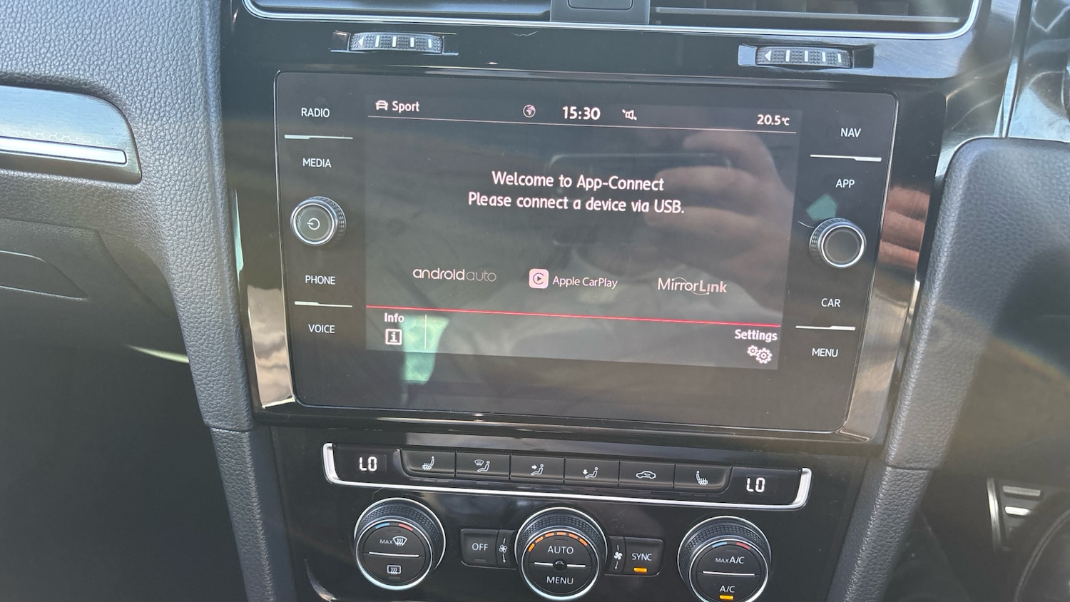 Used Volkswagen Golf 2019 for sale - 76588538: Photo 35