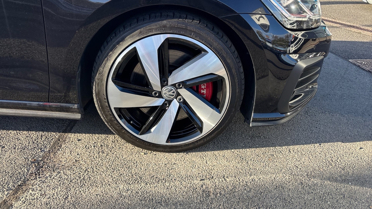 Used Volkswagen Golf 2019 for sale - 76588538: Photo 39