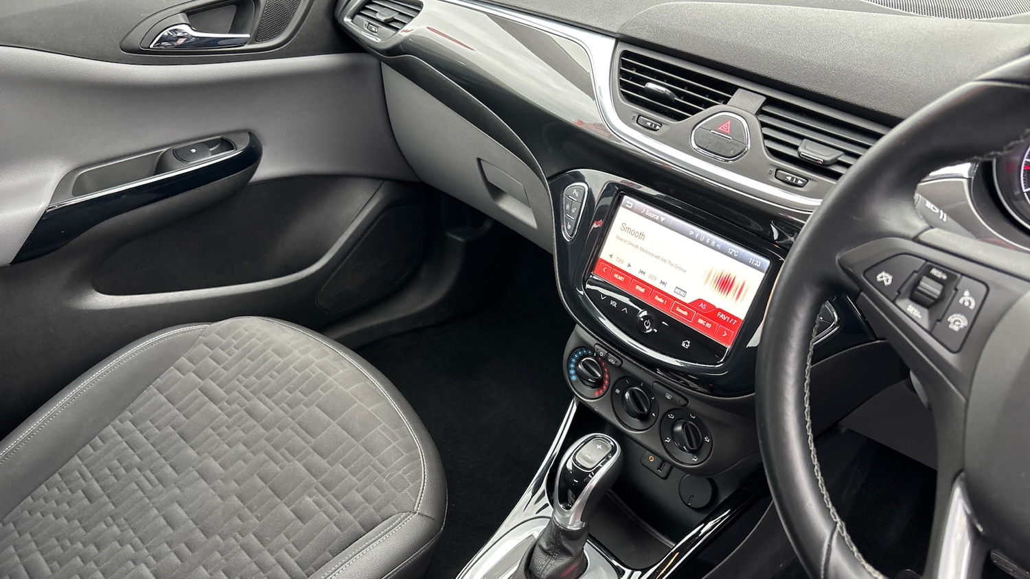 Used Vauxhall Corsa 2015 for sale - 76766852: Photo 14