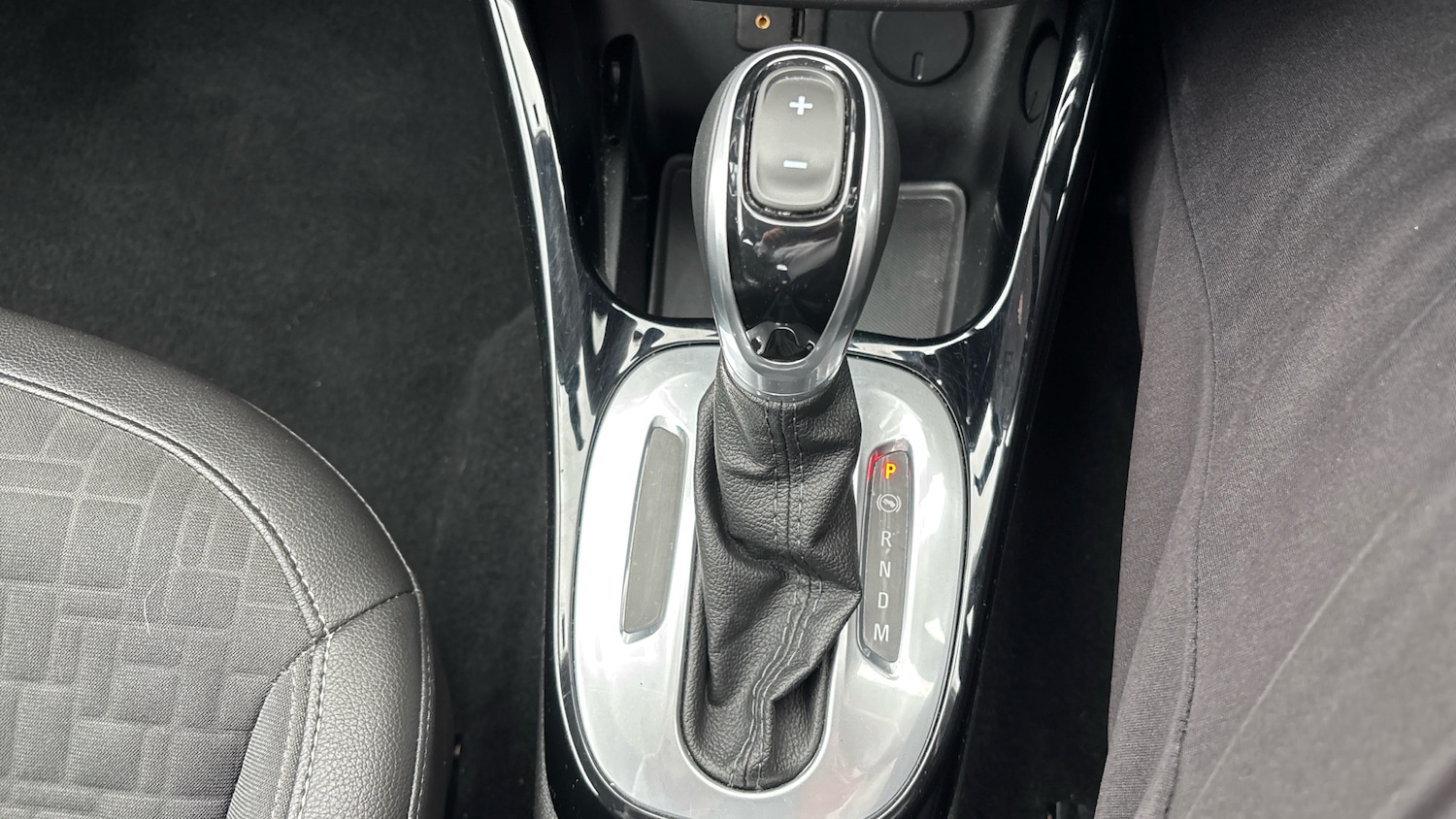 Used Vauxhall Corsa 2015 for sale - 76766852: Photo 28