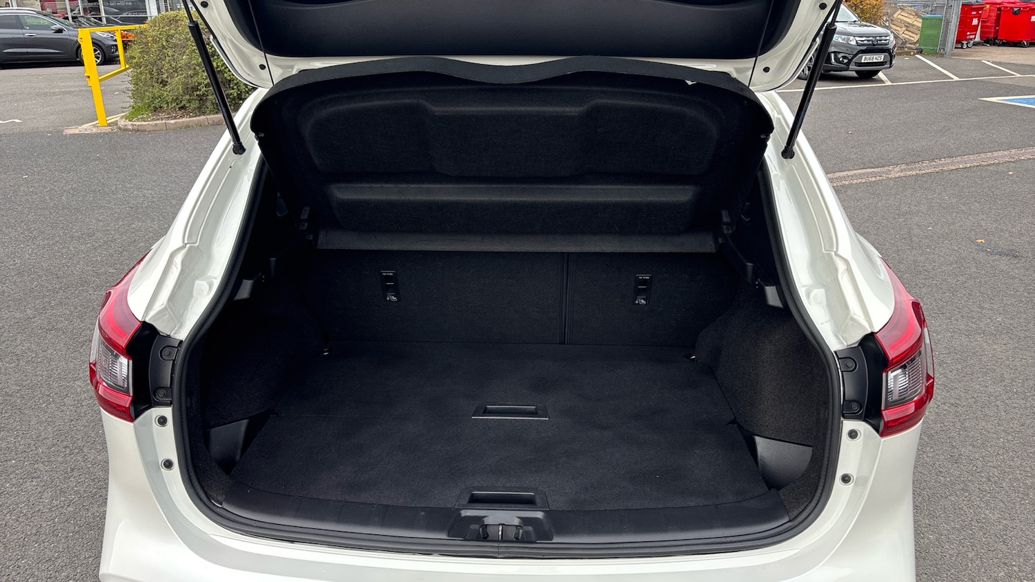 Used Nissan Qashqai 2019 for sale - 76392225: Photo 4