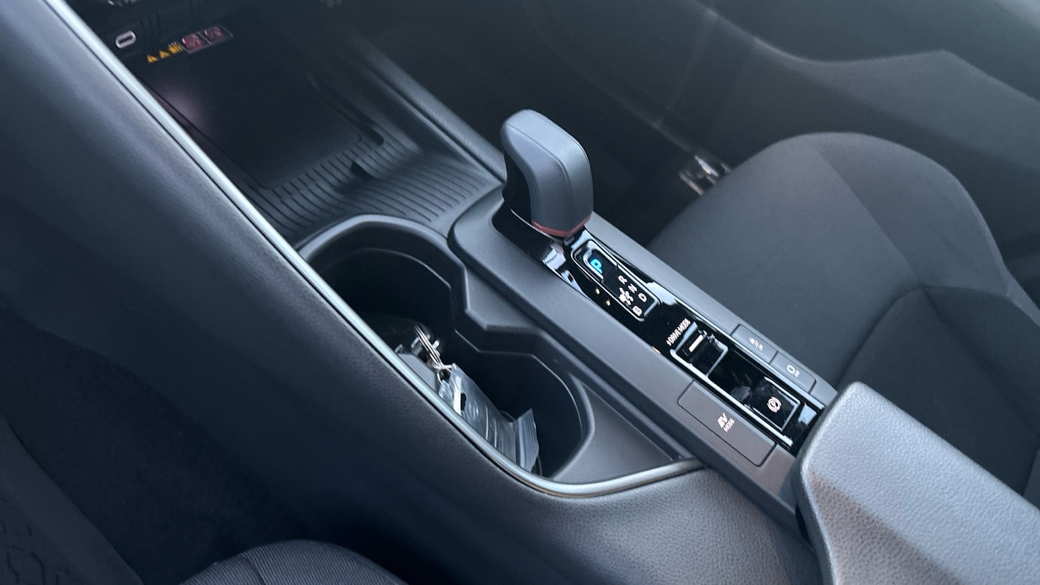 Used Toyota C-HR 2024 for sale - 76782496: Photo 13