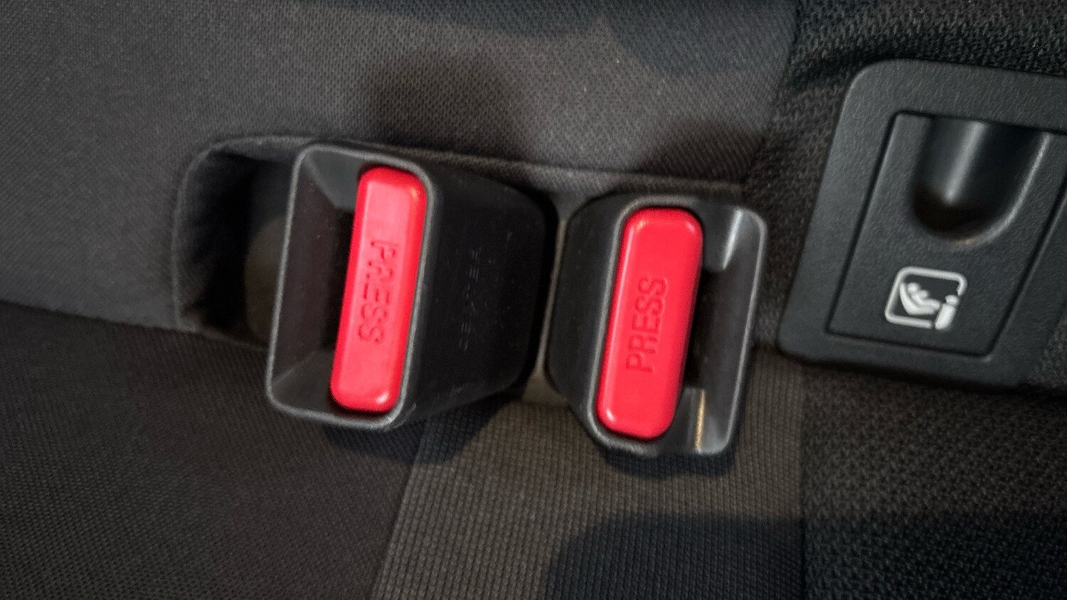 Used Toyota C-HR 2024 for sale - 76782496: Photo 17