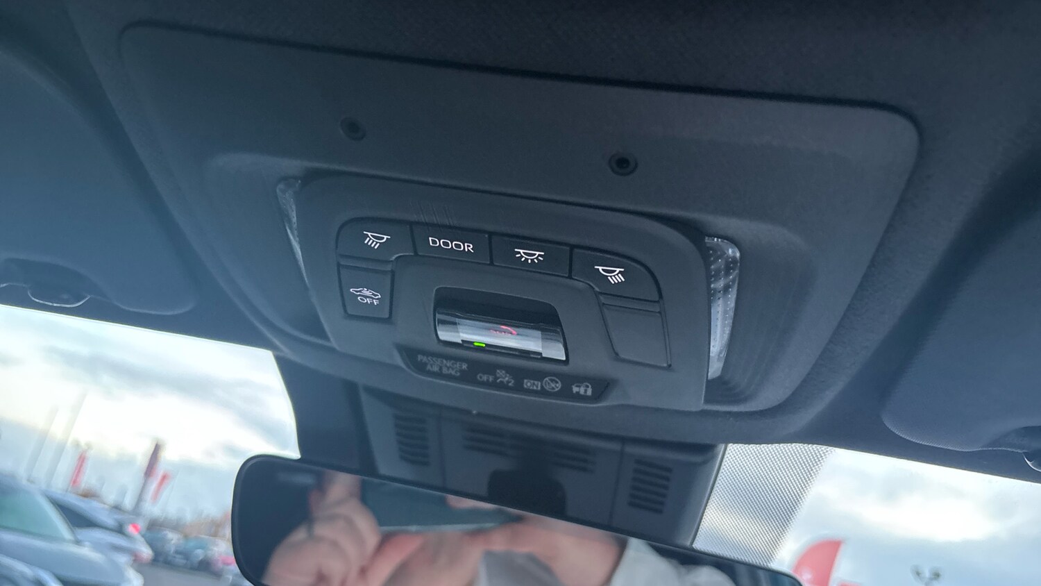 Used Toyota C-HR 2024 for sale - 76782496: Photo 38