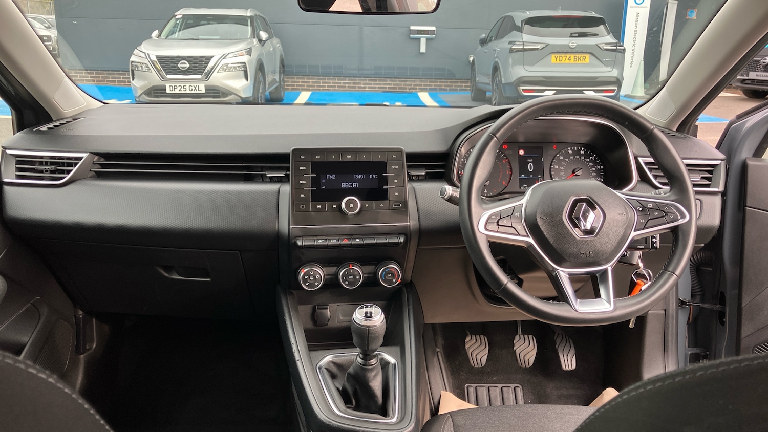 Used Renault Clio 2020 for sale - 76426233: Photo 10