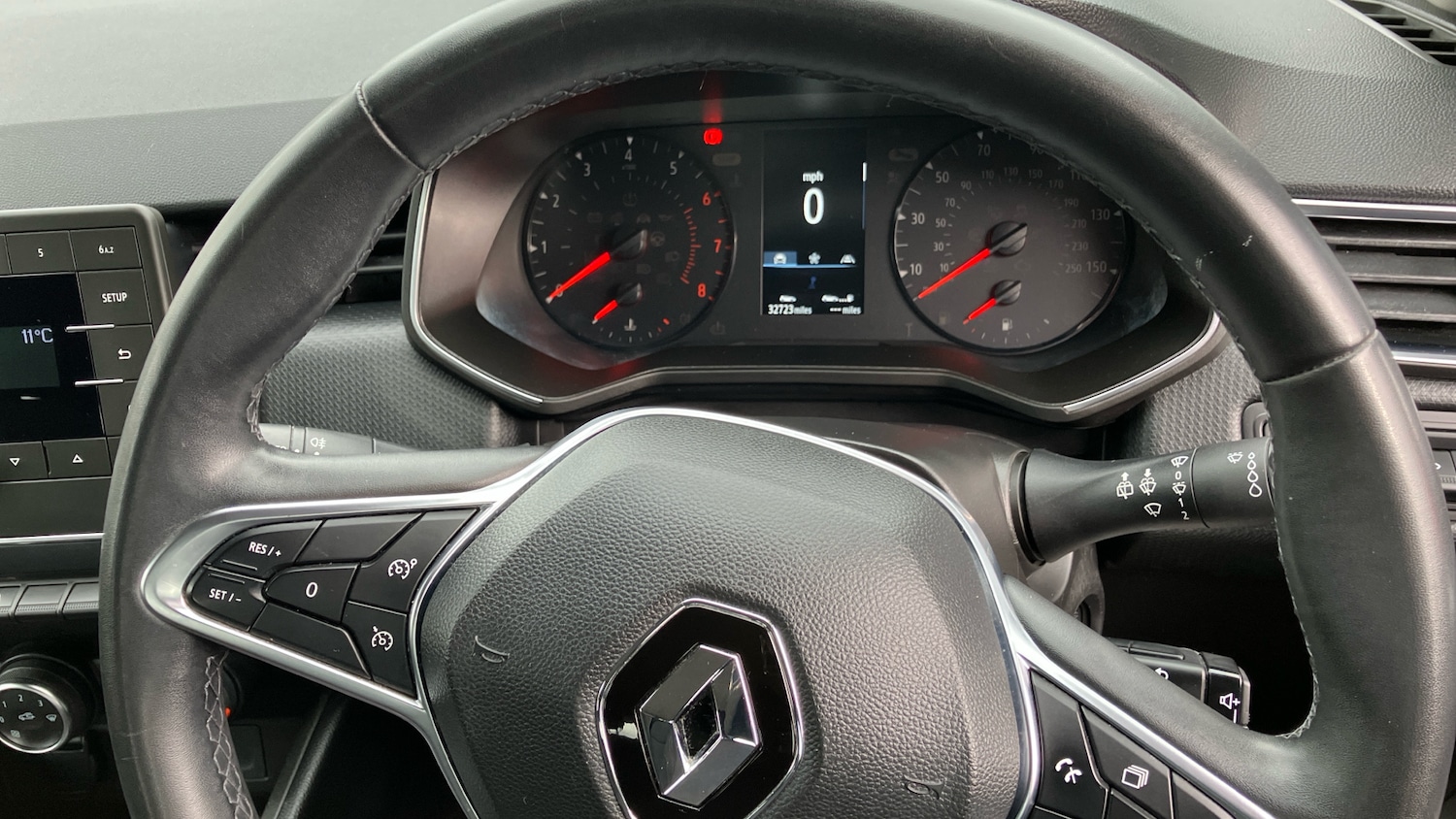 Used Renault Clio 2020 for sale - 76426233: Photo 18