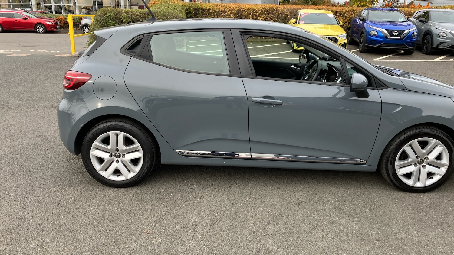 Used Renault Clio 2020 for sale - 76426233: Photo 25