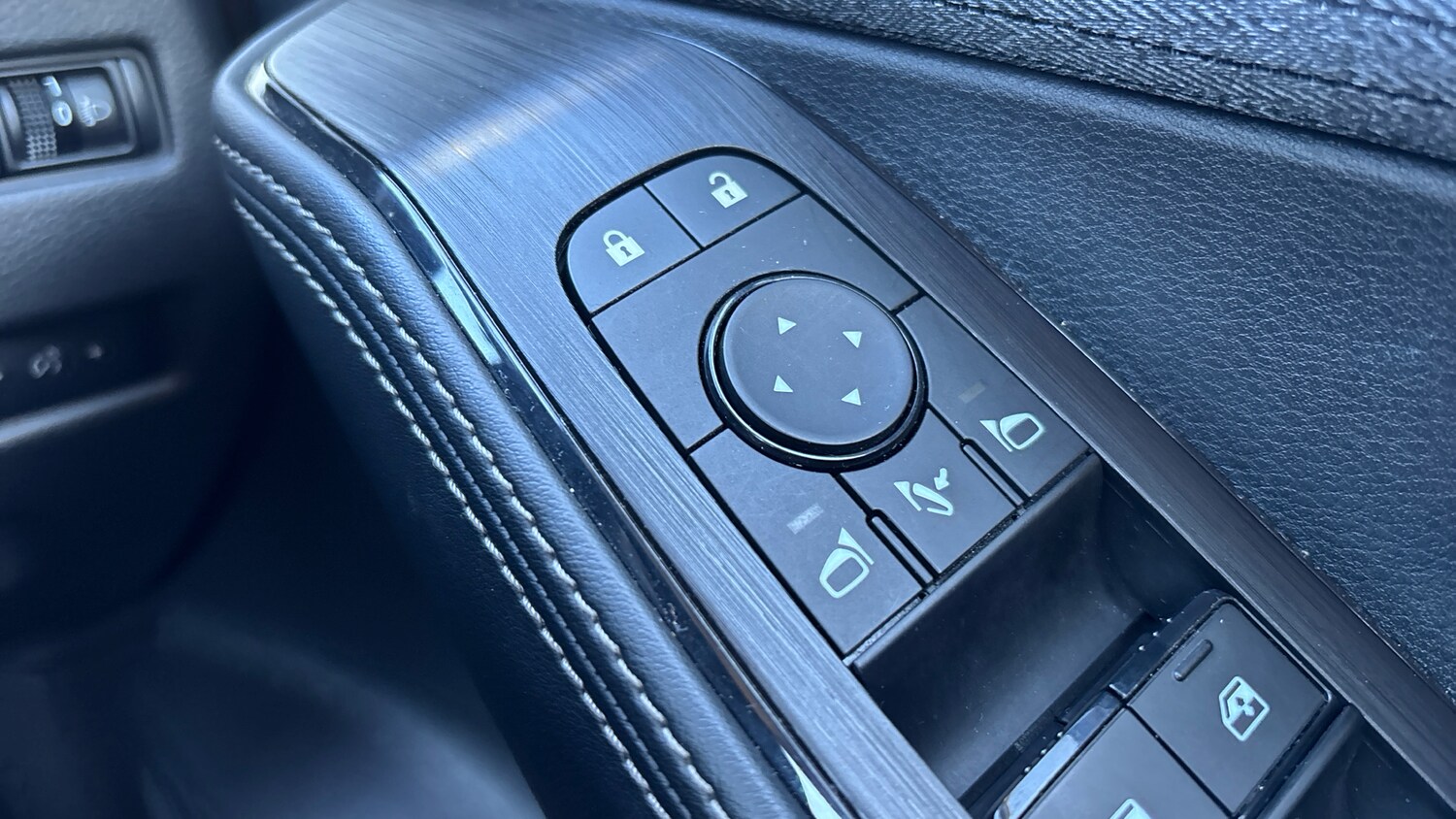 Used Nissan X-Trail 2024 for sale - 76541730: Photo 27